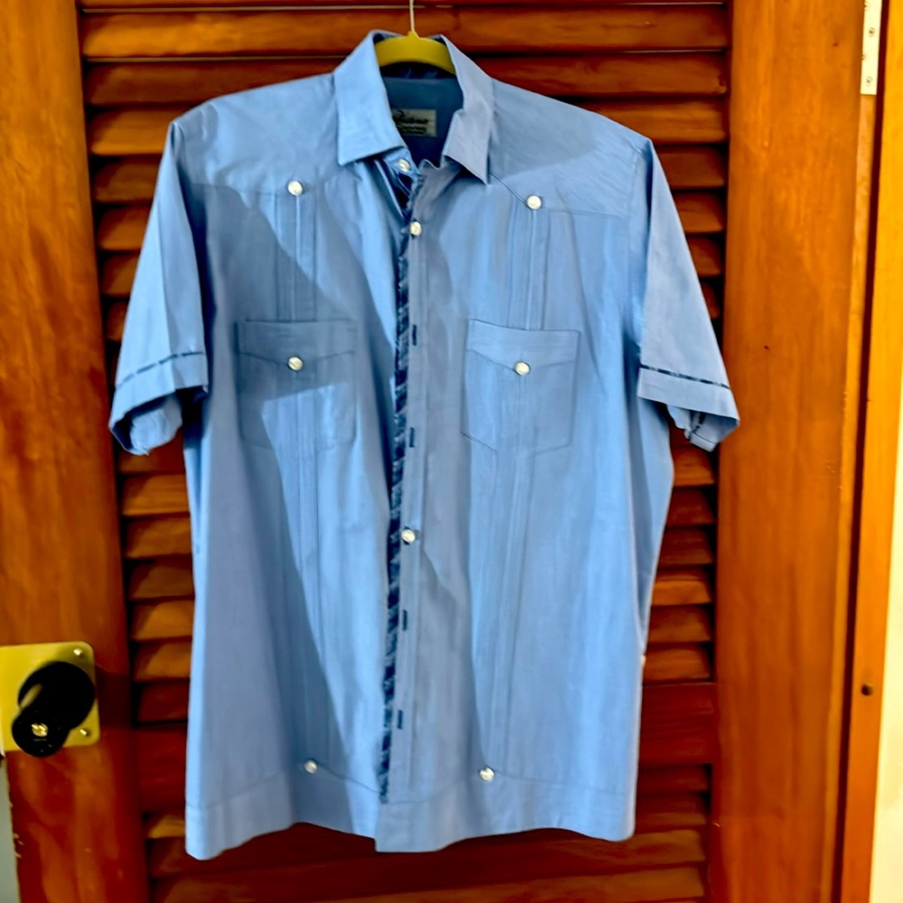Guayabera-Chakavanas size medium, light blue trim designs